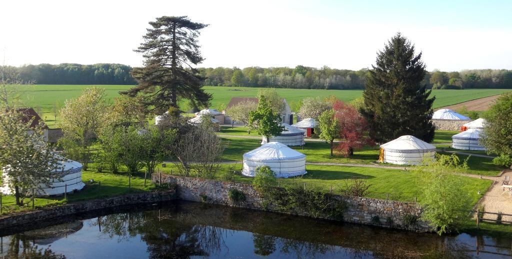 Yourte Nomade-Lodge Les Ecrennes Ngoại thất bức ảnh